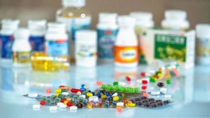 百合股份保健食品代工疑云 違規成分、客戶迷霧與質量挑戰
